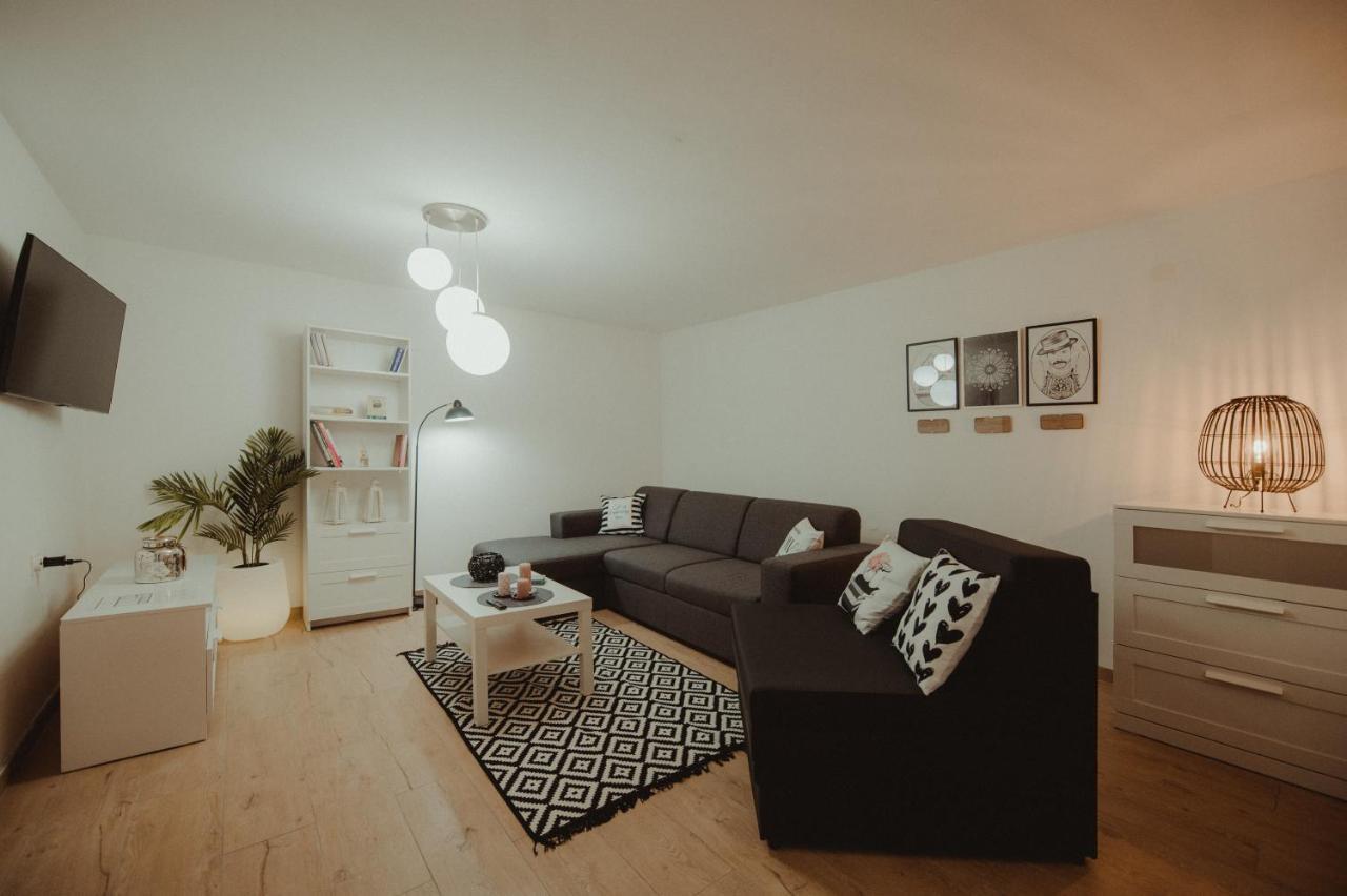 Kucica Apartman Ðakovo Kültér fotó