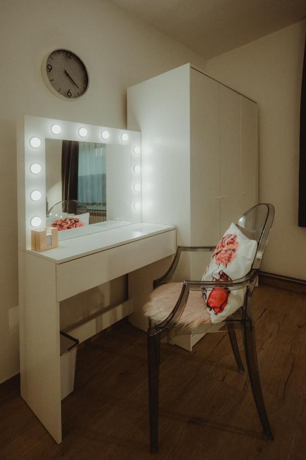 Kucica Apartman Ðakovo Kültér fotó